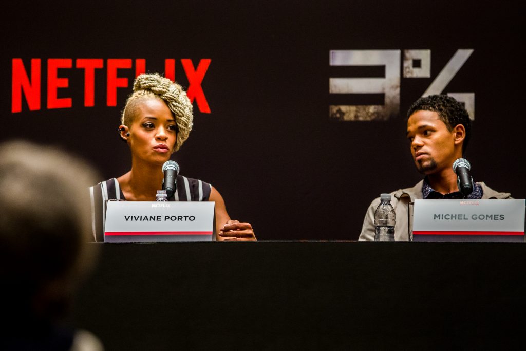 Netflix 3% S1, Press Coference 2016. (Pedro Saad / Netflix) Viviane Porto e Michel Gomes