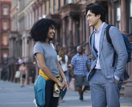 O Sol Também É Uma Estrela | Drama baseado em best-seller ganha trailer