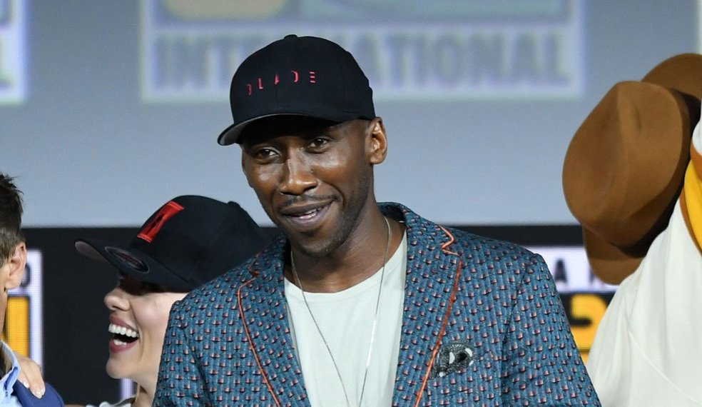 Resultado de imagem para mahershala ali blade sdcc