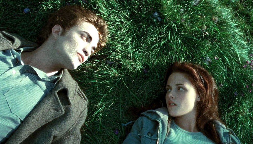Crepusculo tem diferentes vampiros que The Vampire Diaries
