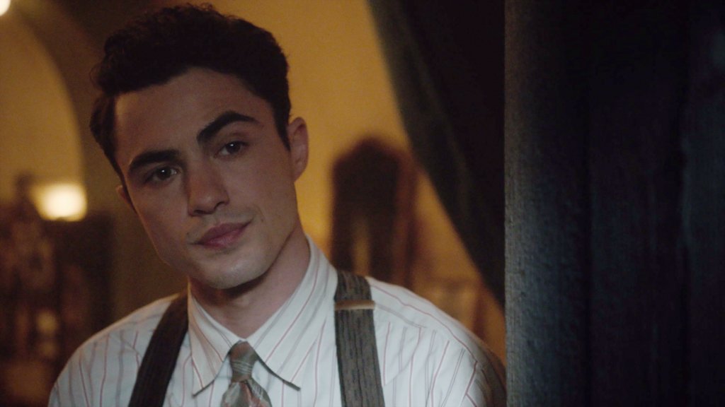 DARREN BARNET em Agents of SHIELD