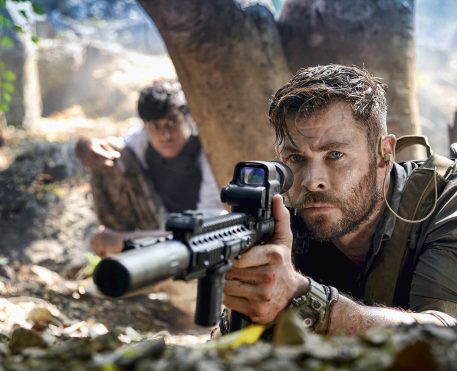 Chris Hemsworth em Furiosa de Mad Max