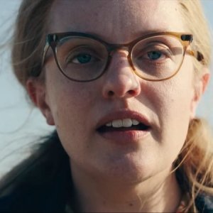 Shirley com Elisabeth Moss