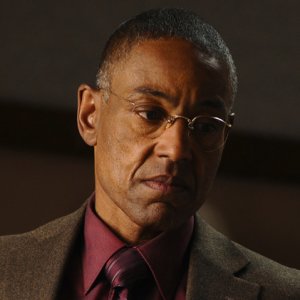 The Boys | Giancarlo Esposito assume a Vought em cena da 2ª temporada