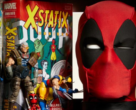 Deadpool cabeça interativa