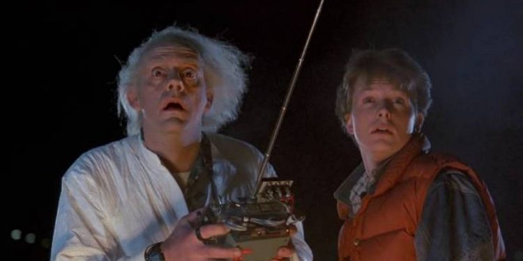 Filmes que fãs de Stranger Things precisam assistir: De Volta Para o Futuro (1985)