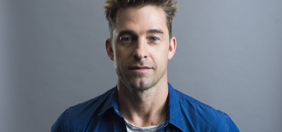 Scott Speedman em You da Netflix