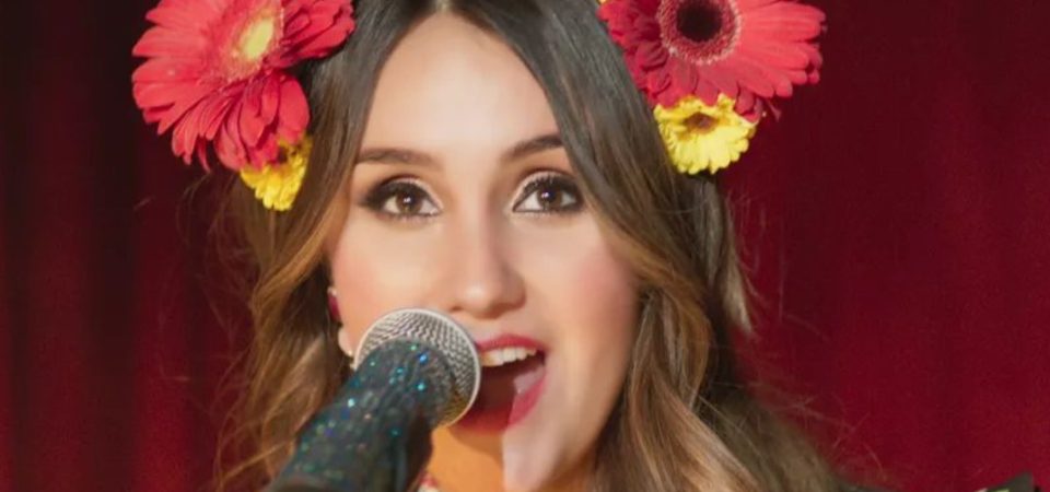 Dulce María lança clipe de "Lo Que Ves No Es Lo Que Soy"