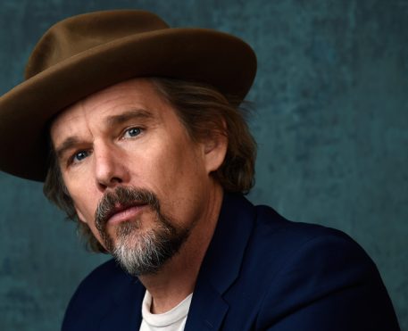 Ethan Hawke será o vilão da série O Cavaleiro da Lua