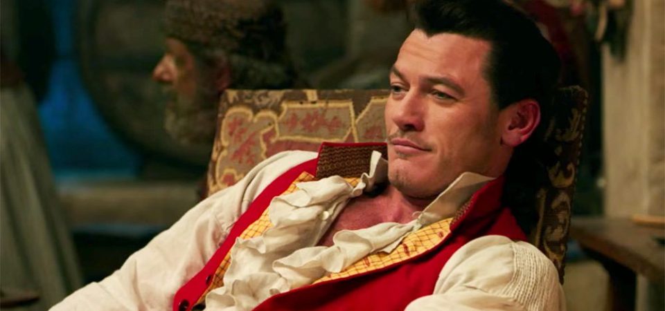 Luke Evans será Barker, o Cocheiro no live-action de Pinóquio