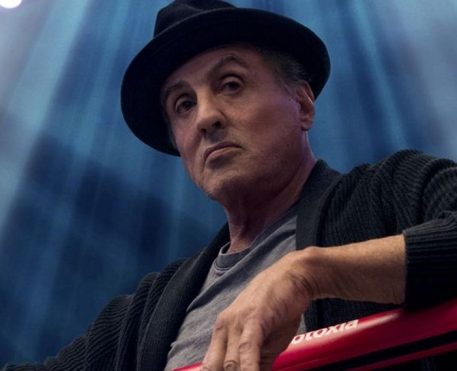 Personagem de Sylvester Stallone é revelado em O Esquadrão Suicida