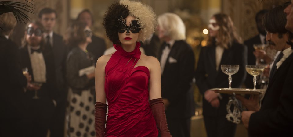 Emma Stone as Cruella in Disney’s live-action CRUELLA. Photo by Laurie Sparham.