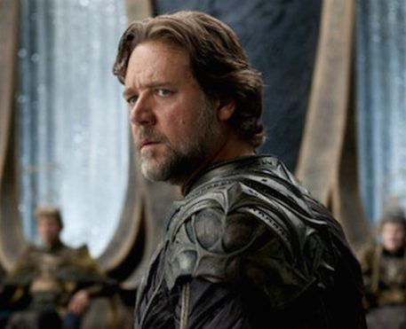 Russell Crowe confirma papel de Zeus em Thor: Love and Thunder