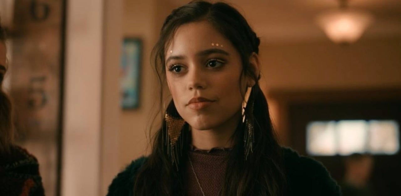 Wandinha, série da Netflix com Jenna Ortega, ganha 1ᵃˢ fotos