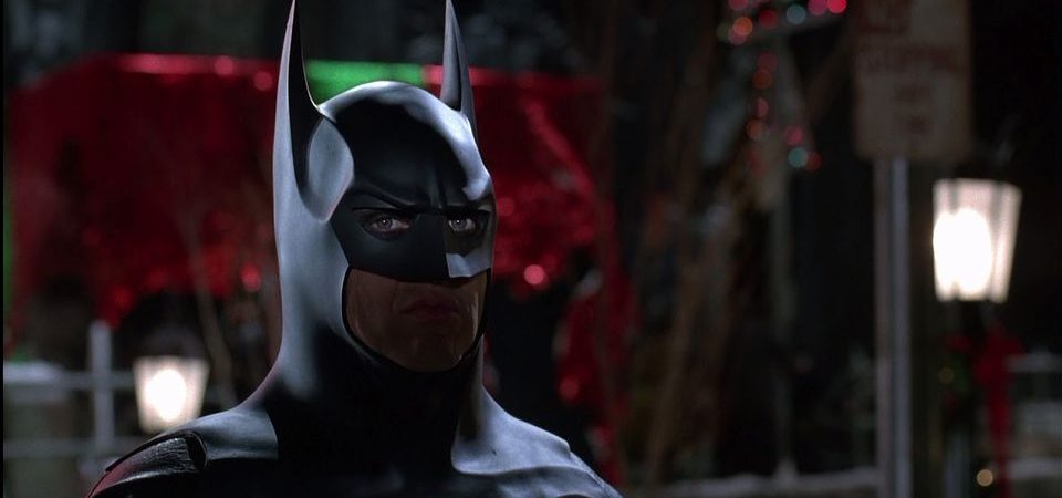 The Flash | Diretor revela parte do traje do Batman de Michael Keaton