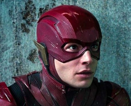 The Flash pode contar com mais de duas versões de Barry