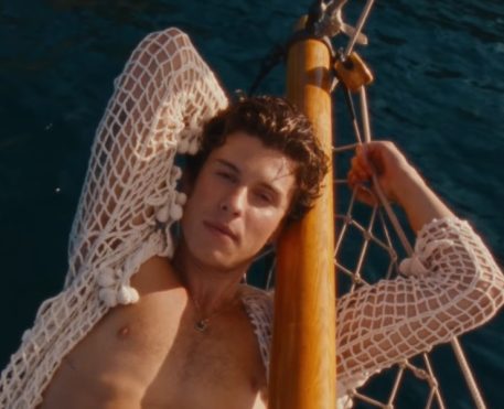 Shawn Mendes divulga clipe do single “Summer Of Love”