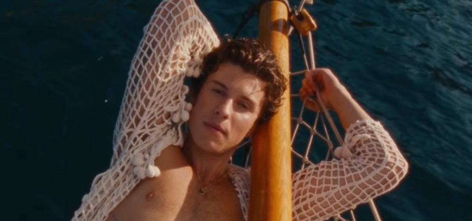 Shawn Mendes divulga clipe do single "Summer Of Love"