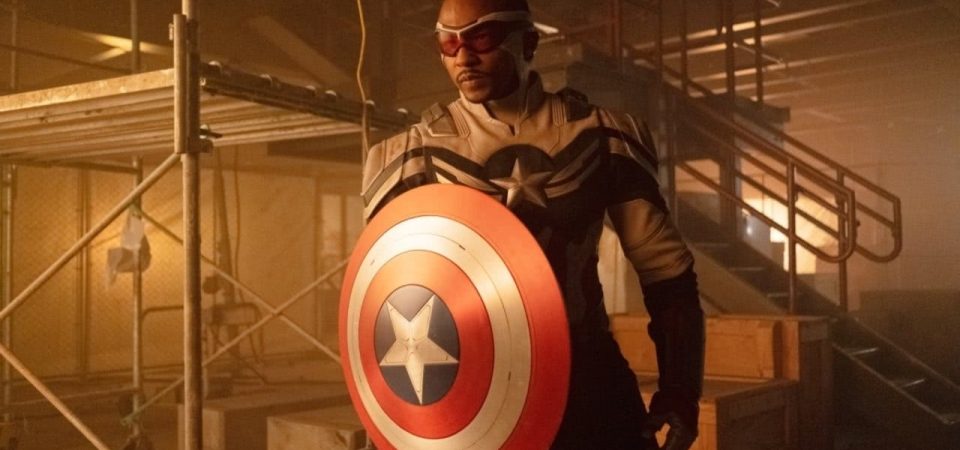 Anthony Mackie assina contrato para estrelar Capitão América 4
