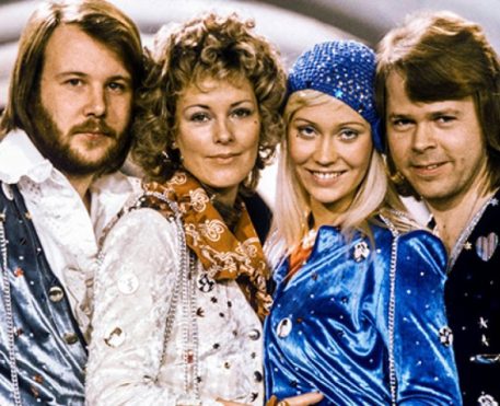 ABBA anuncia retorno após 40 anos longe dos palcos