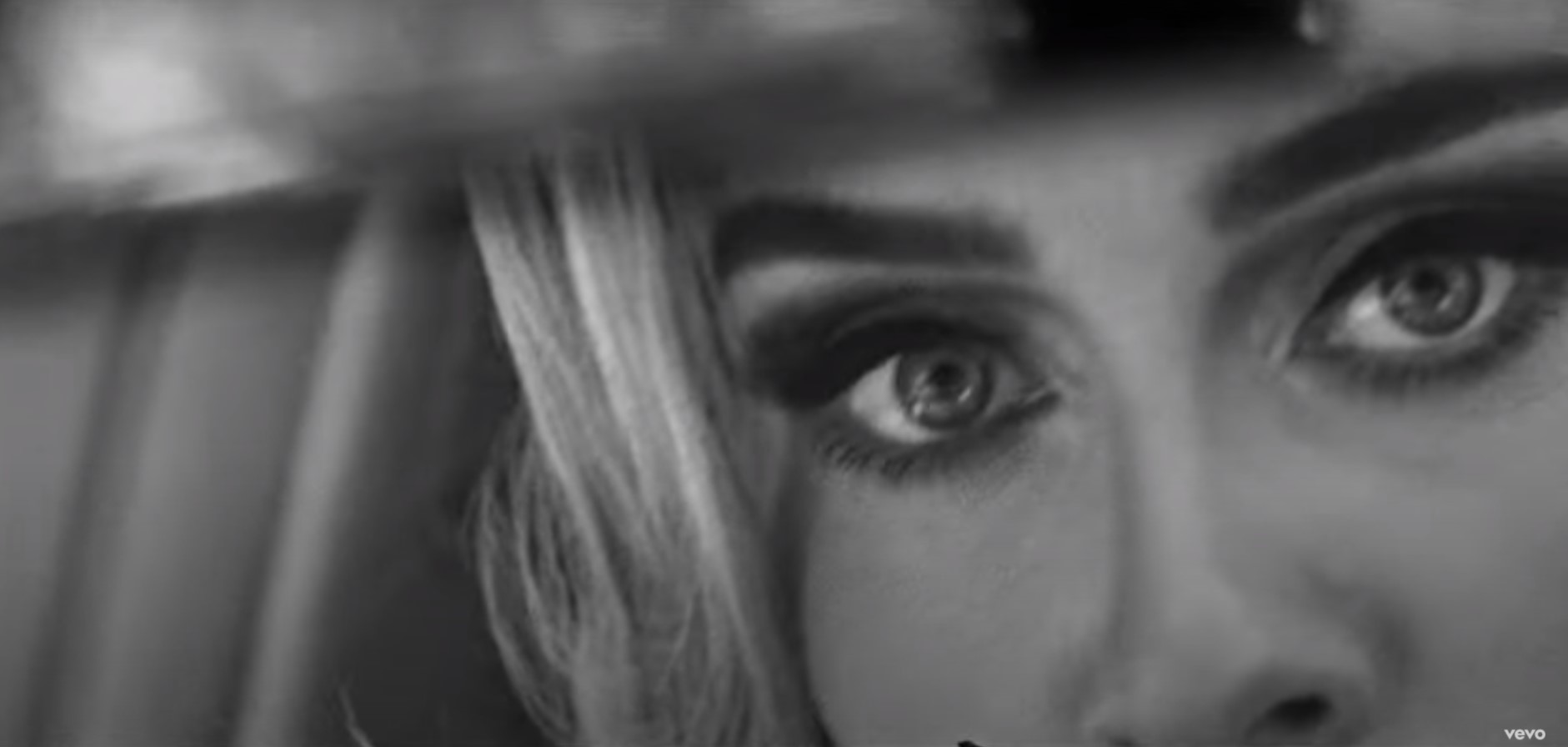Ela voltou! Adele lança teaser do single "Easy on Me"