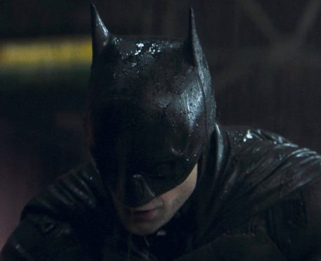 The Batman | Novo teaser do filme destaca o Batsinal