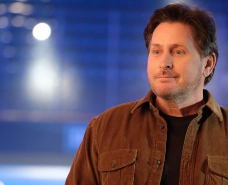Virando o Jogo dos Campeões | Emilio Estevez não retornará para a série