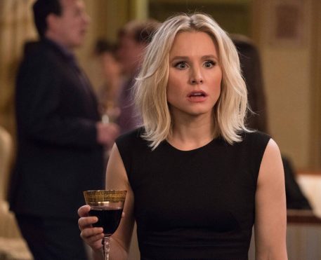 Kristen Bell é a Gossip Girl