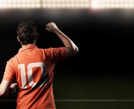 Tradição dos bolões e loteria esportiva é modernizada com plataformas online