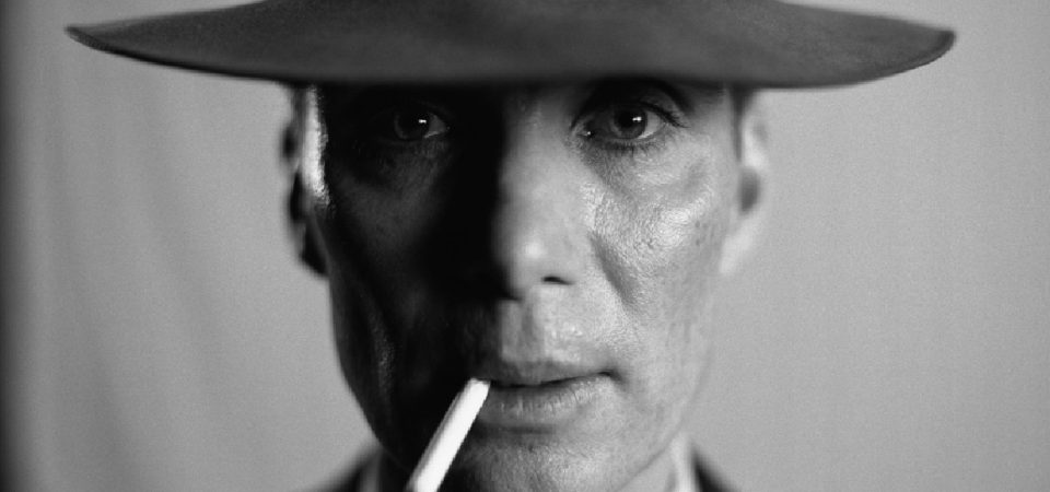 Cillian Murphy é Oppenheimer na primeira imagem do filme