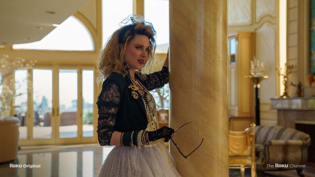 Veja Evan Rachel Wood como Madonna em Weird: The Al Yankovic Story