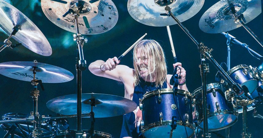 Taylor Hawkins, baterista do Foo Figthers, morre aos 50 anos