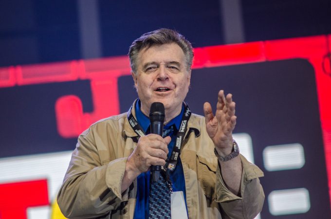 Neal Adams, lenda dos quadrinhos, morre aos 80 anos