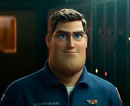 Lightyear I Havaianas lança sandália inspirada no personagem