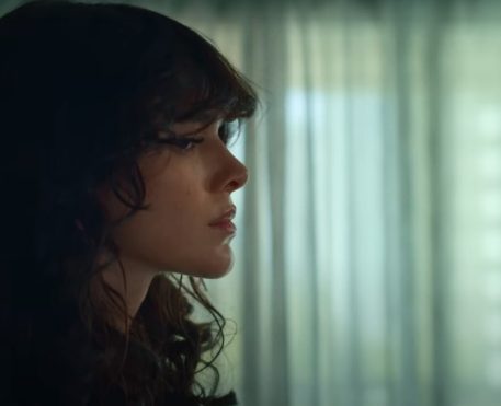 Maldivas, nova série nacional da Netflix, ganha trailer