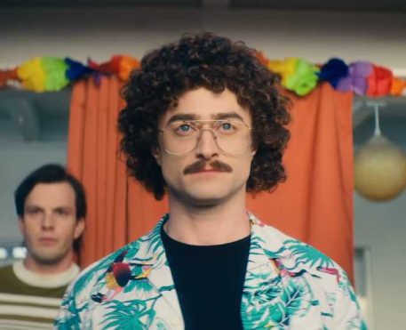 Daniel Radcliffe é 'Weird Al' no trailer de Weird: The Al Yankovic Story