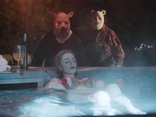 Blood and Honey | Ursinho Pooh vira assassino em série em novo filme de terror