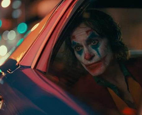 Coringa 2 | Todd Phillips compartilha foto do roteiro do filme