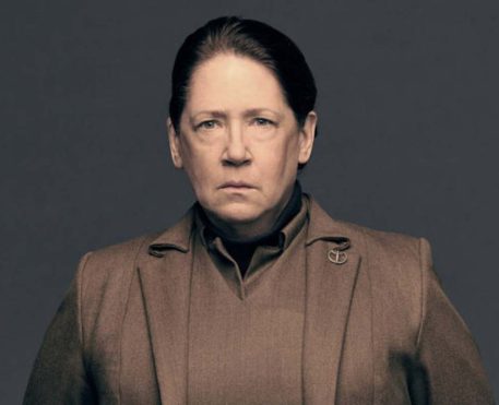 Ann Dowd de The Handmaid’s Tale entra para o elenco de O Exorcista