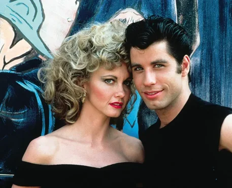 John Travolta presta tributo a Olivia Newton-John após morte da atriz
