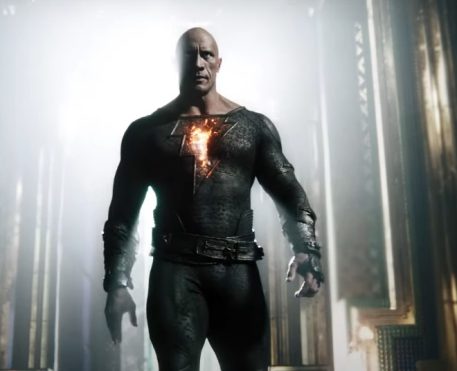 Adão Negro encara a Sociedade da Justiça em novo trailer do filme