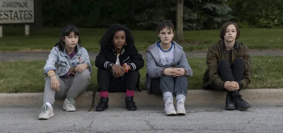 Amazon cancela a série Paper Girls após uma temporada