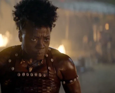 Viola Davis vem ao Brasil para promover A Mulher Rei