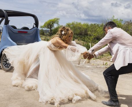 Casamento Armado, comédia de ação com Jennifer Lopez, ganha trailer