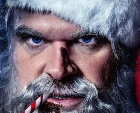 Noite Infeliz, filme sombrio de Natal com David Harbour, ganha trailer