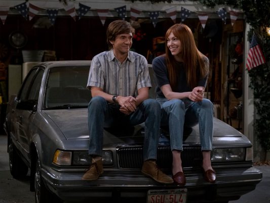 That '90s Show | Elenco da série original está de volta no novo trailer