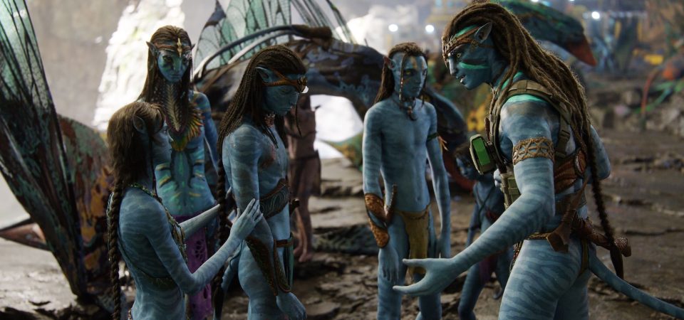 Avatar: O Caminho da Água atinge a marca de US$1 bilhão na bilheteria