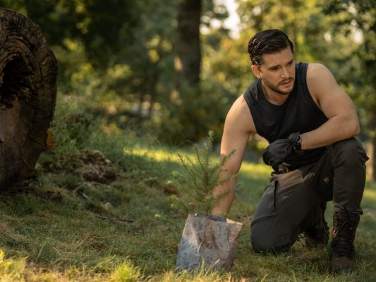 Kit Harington em Extrapolations