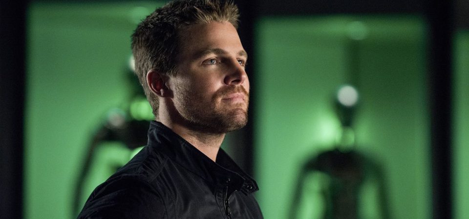 Stephen Amell estará na temporada final de The Flash