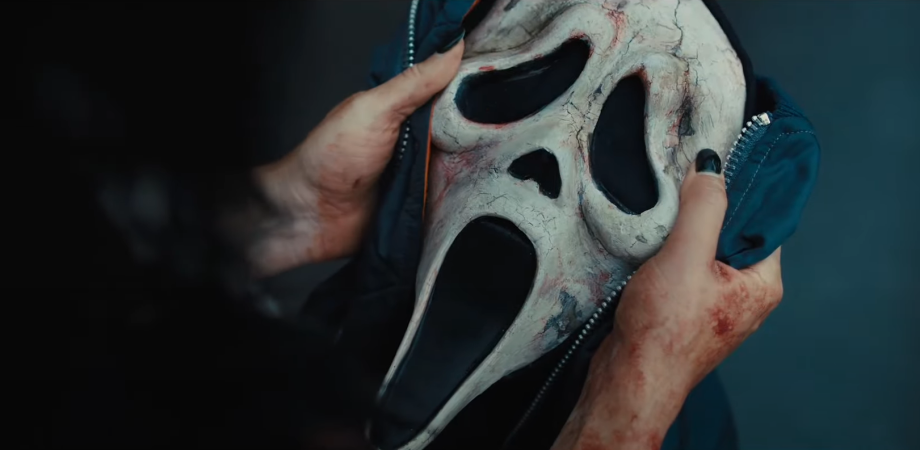 Pânico 6 ganha trailer com um Ghostface diferente de todos os outros